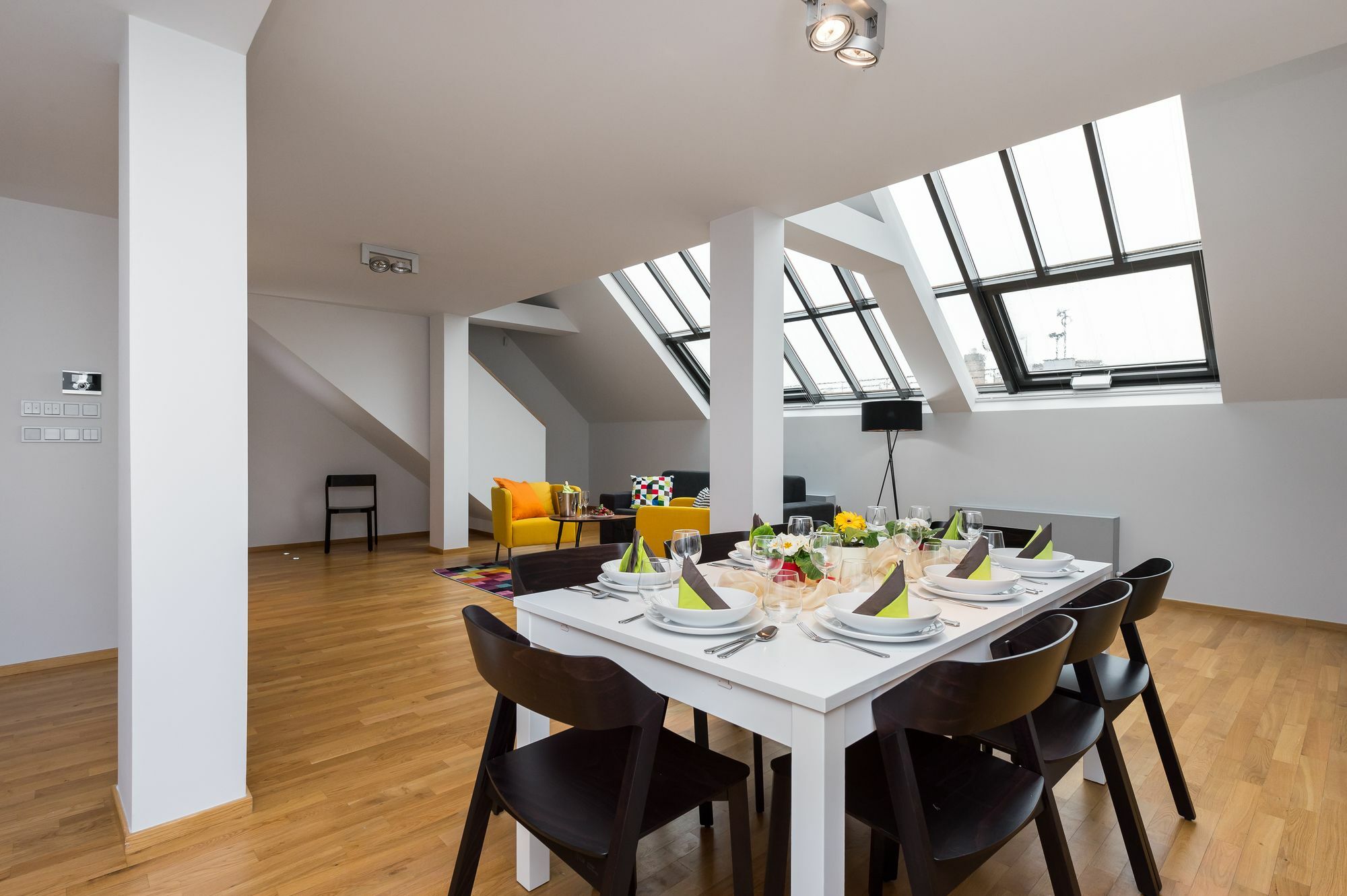 Empirent Rose Apartments Praga Esterno foto